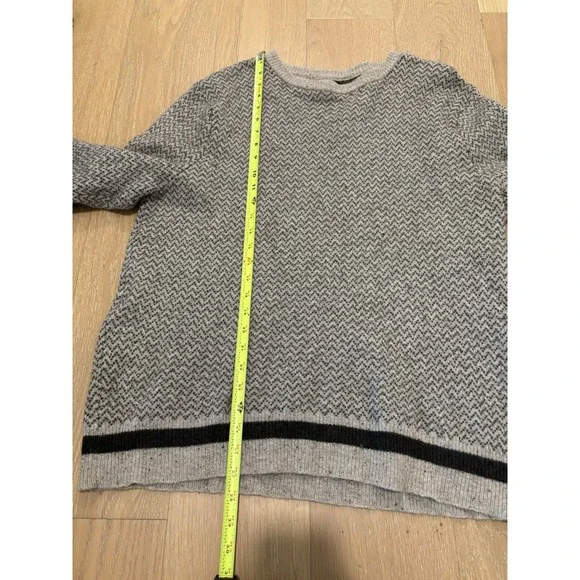 J Crew Rugged Merino Sweater Men's XL Wool Blend Donegal Herringbone Old Money - Picture 6 of 6